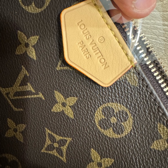 Louis Vuitton Monogram Crossbody in Black and Pink - Picture 2 of 6